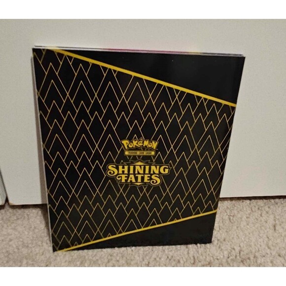 Shining Fates Player's Guide Pokemon TCG Set List Eevee Cover NEW - Picture 2 of 3